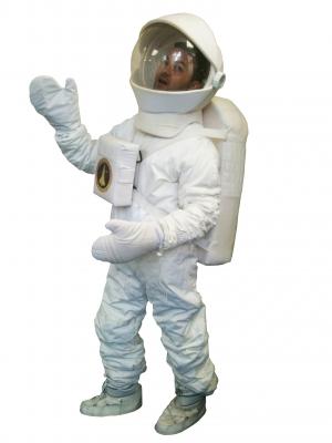 c401-eco-spacesuit